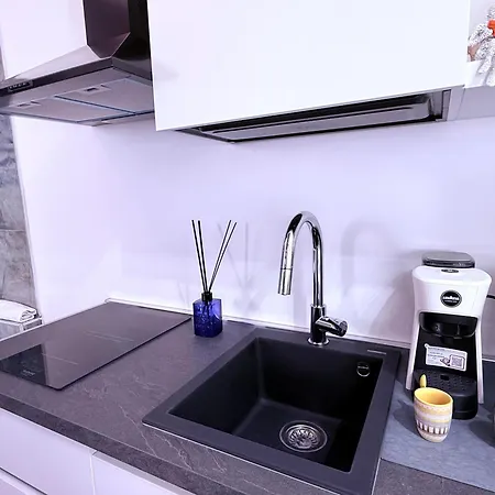 Sunset Garden Apartament *