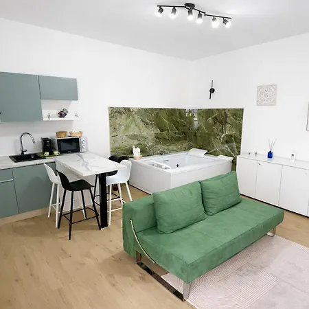 Sunset Garden Apartmán